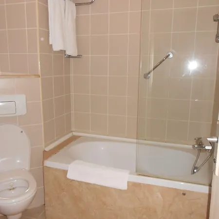 Tashan Ξενοδοχείο 3*