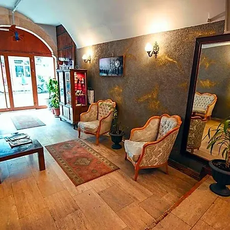 Hotel Tashan 3*