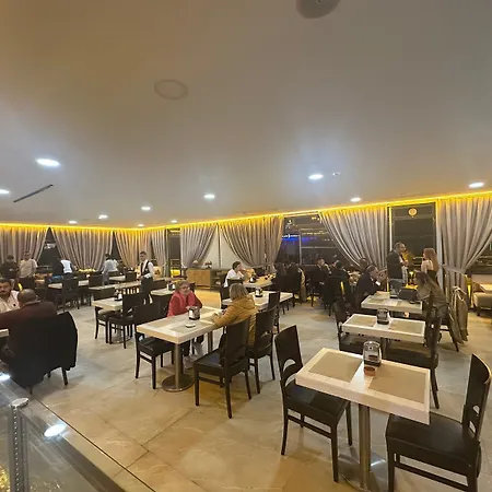 Ξενοδοχείο Tashan